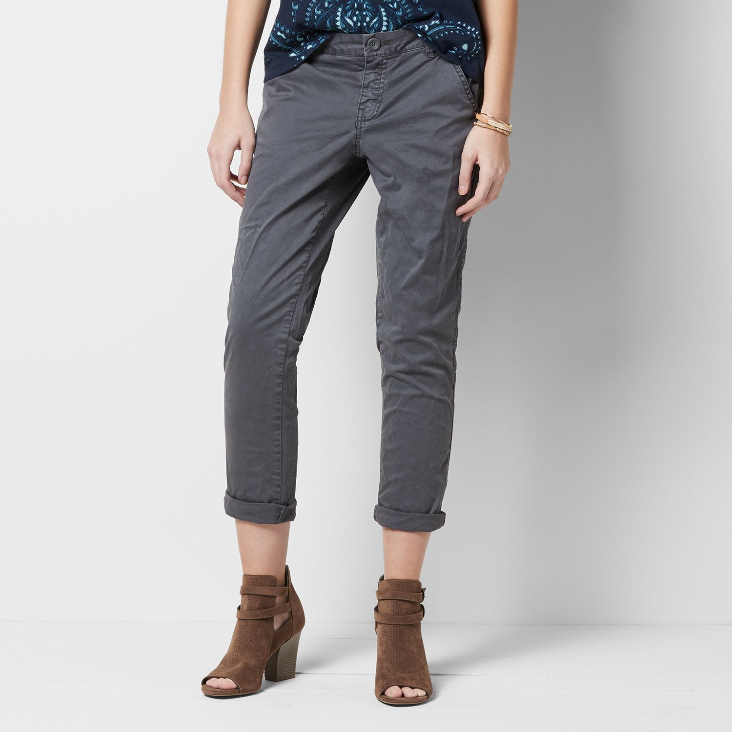 women's chino capri pants