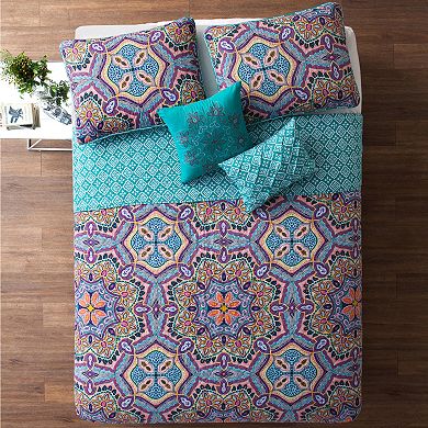 VCNY Yara Quilt Set