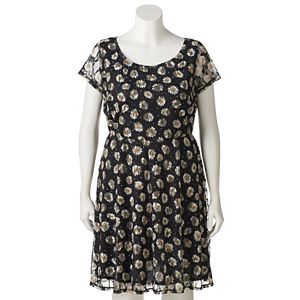 Juniors' Plus Size Wrapper Floral Lace A-Line Dress