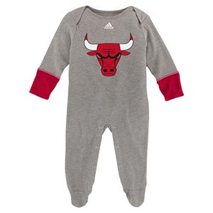 Baby adidas Chicago Bulls Footed Bodysuit