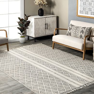 nuLOOM Cherai Olvera Geometric Rug