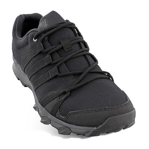 water resistant hiking shoes