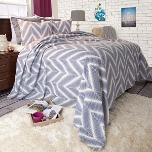 Portsmouth Home Oriana Quilt Set