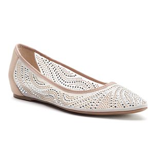 Jennifer Lopez Tara Women's Pointed-Toe Flats