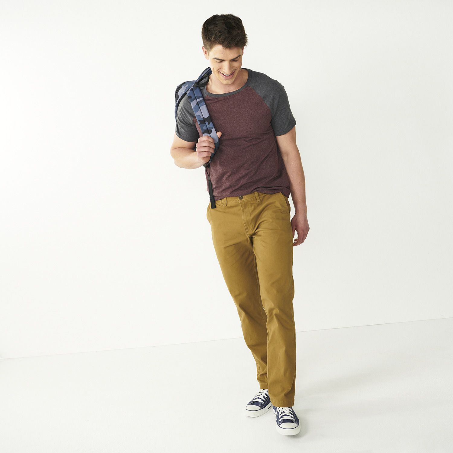 Men's Sonoma Goods For Life® Straight-Fit Stretch Chinos
