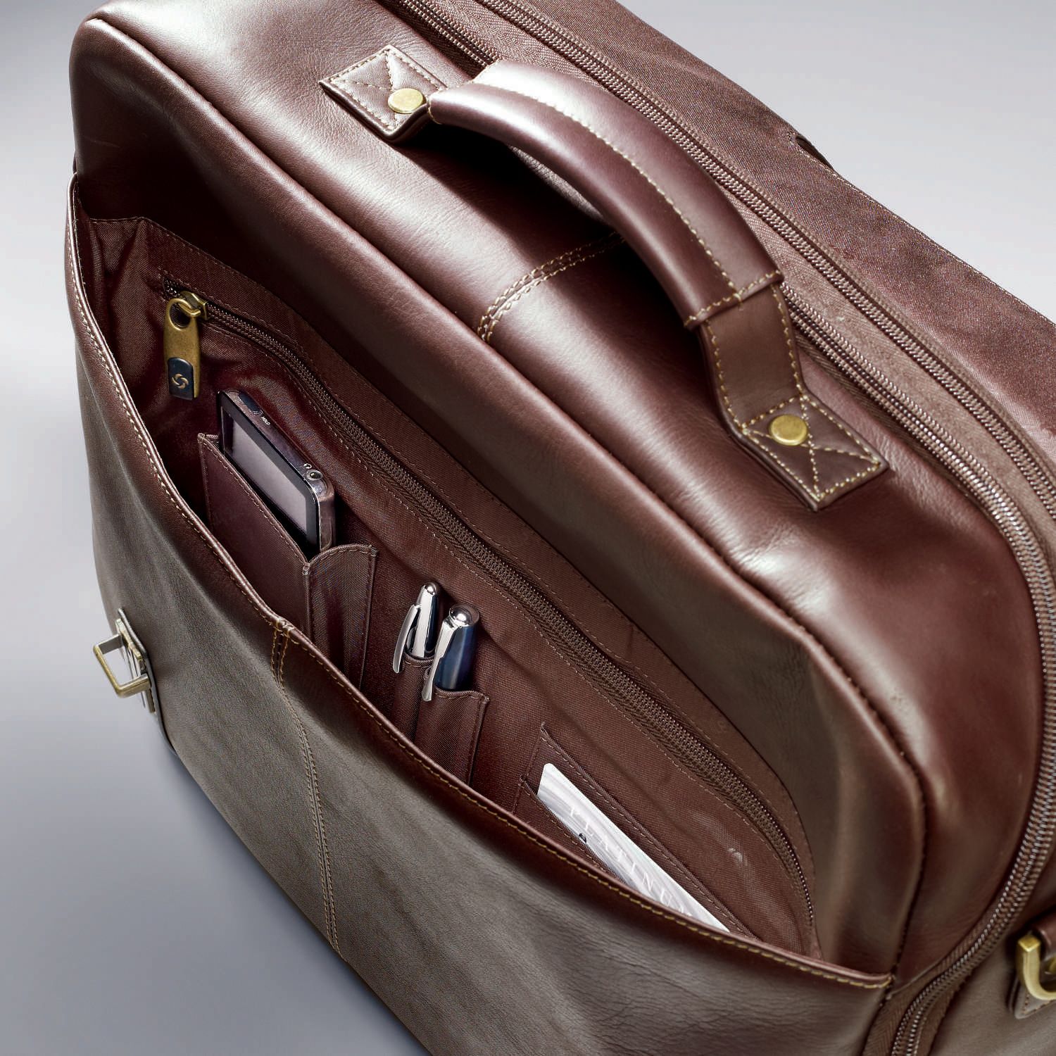 colombian leather flapover backpack Samsonite Flap-Over Messenger Bag, Brown, One Size Rear exterior trolley strap made to fit over most retractable luggage trolley handles for convenient hands Samsonite Colombian Leather Flap-Over Messenger