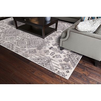 Concord Global Lara Santa Fe Tribal Rug