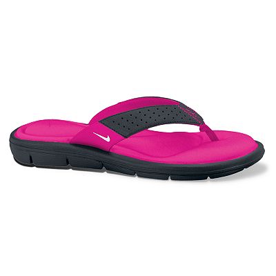 Nike flip flops women pink best sale