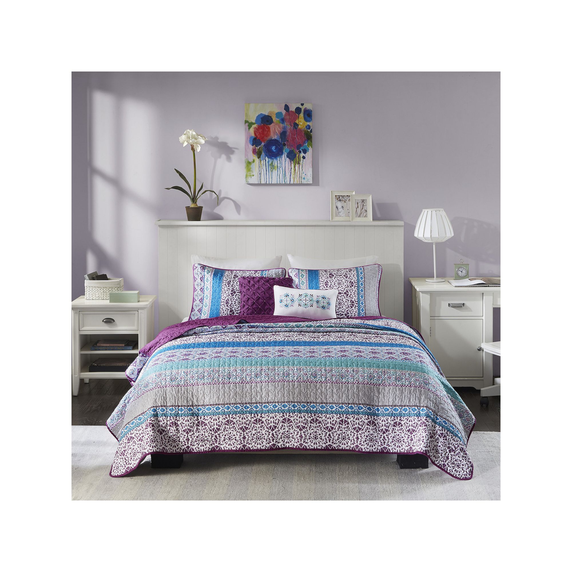 Intelligent Design Adley Boho Reversible Quilt Set with Throw Pillows, Purp