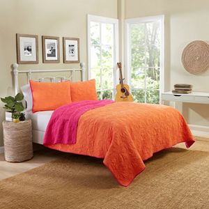 Vue Zuma Beach Reversible Quilt Set