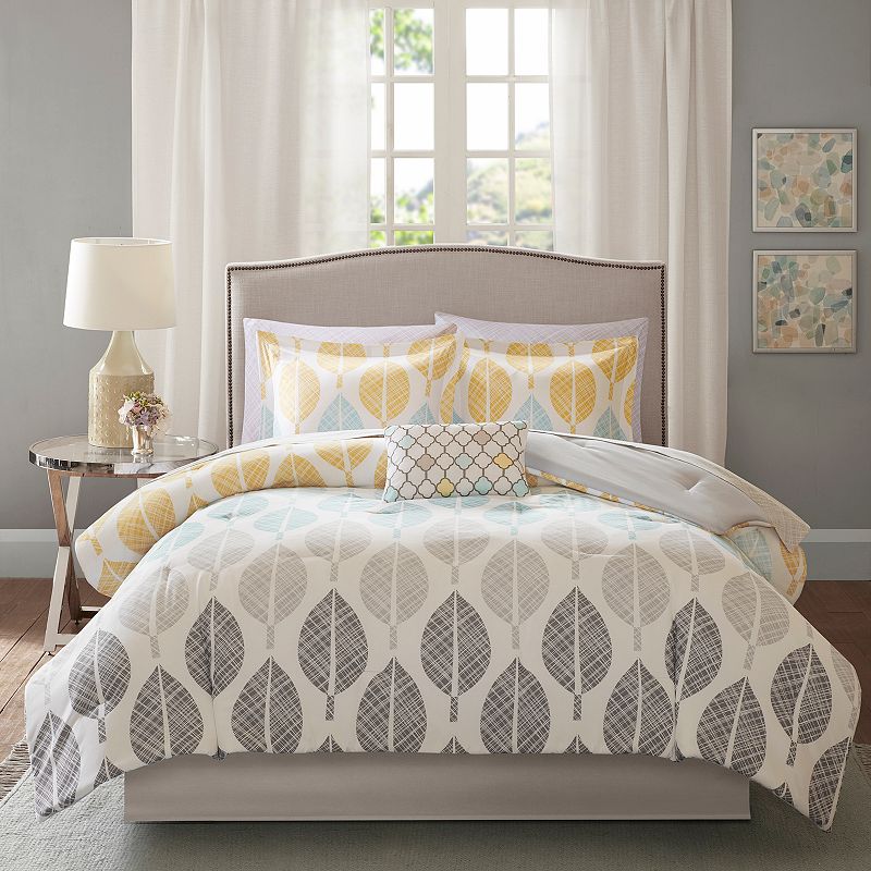 Madison Park Essentials Pelham Bay Comforter Set with Cotton Sheets and Thr