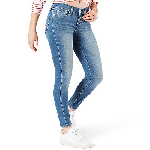Juniors' DENIZEN® from Leviâs® Low Rise Jegging