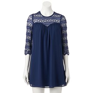 Juniors' Speechless Lace Illusion Shift Dress