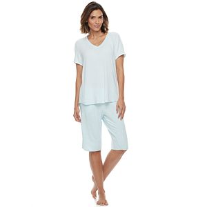 Women's Croft & Barrow® Pajamas: Butterknit V-Neck Tee & Capris PJ Set