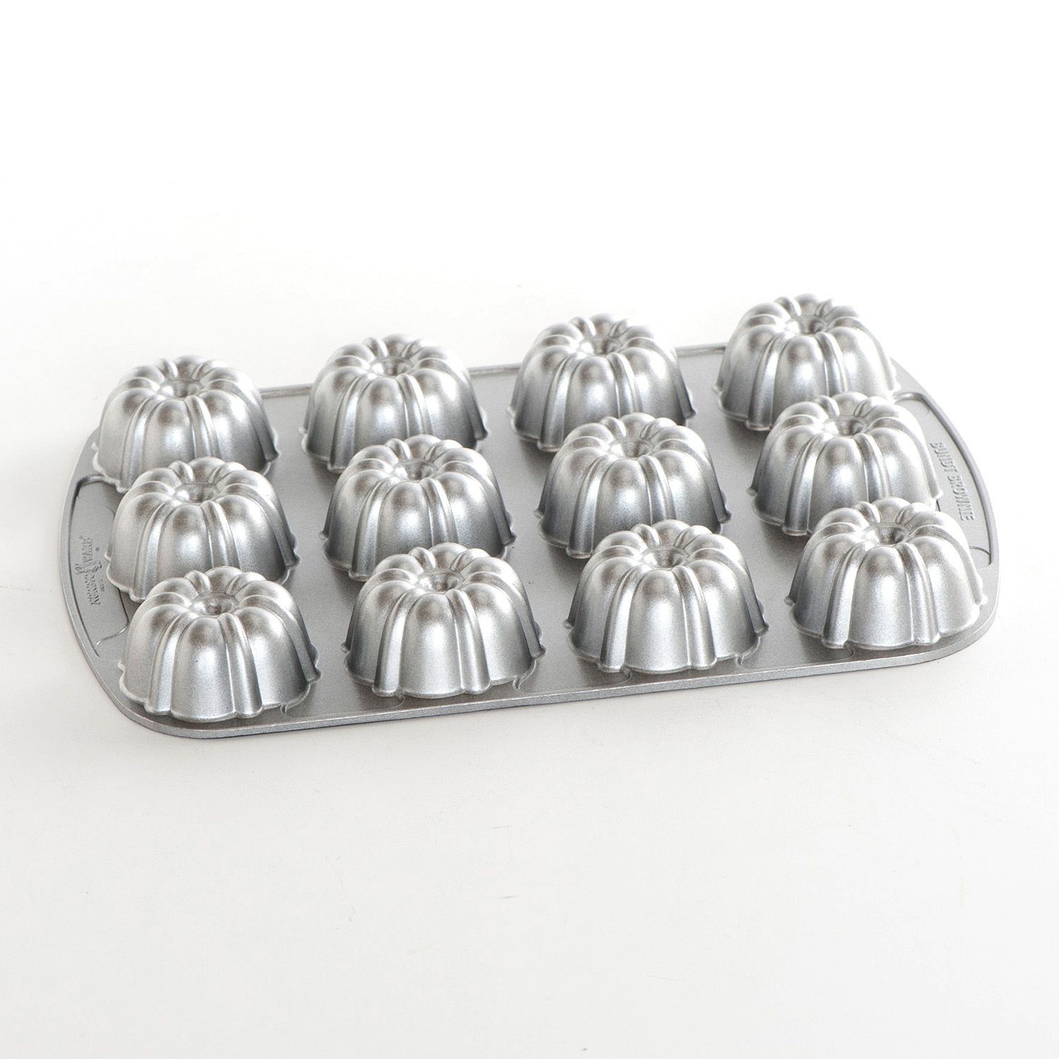 bundt brownie pan