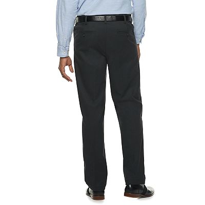 Men's Croft & Barrow Classic-Fit Easy-Care Stretch Pleated Khaki Pants