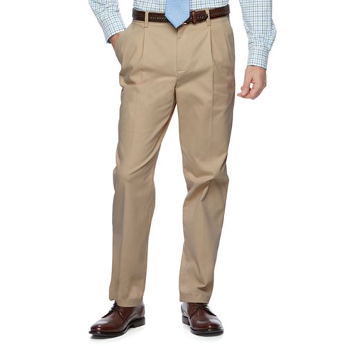Men's Croft & Barrow® Classic-Fit Easy-Care Stretch Pleated Khaki Pants