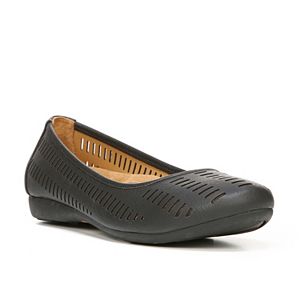 NaturalSoul by naturalizer Olive Women's Ballet Flats