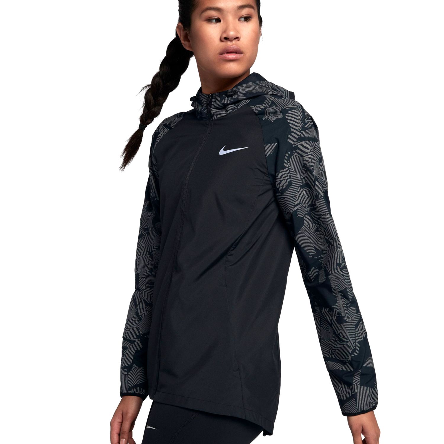 nike essential running jacket women's