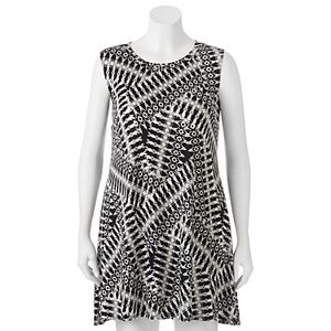 Juniors' Plus Size IZ Byer Print Shift Dress