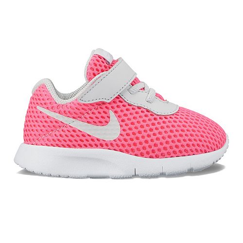 nike tanjun trainers grey