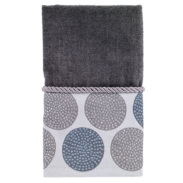 Avanti Dotted Circle Fingertip Towel