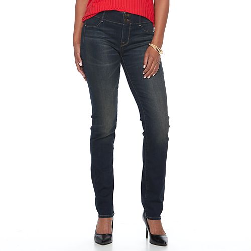 straight leg jeans for curvy figures