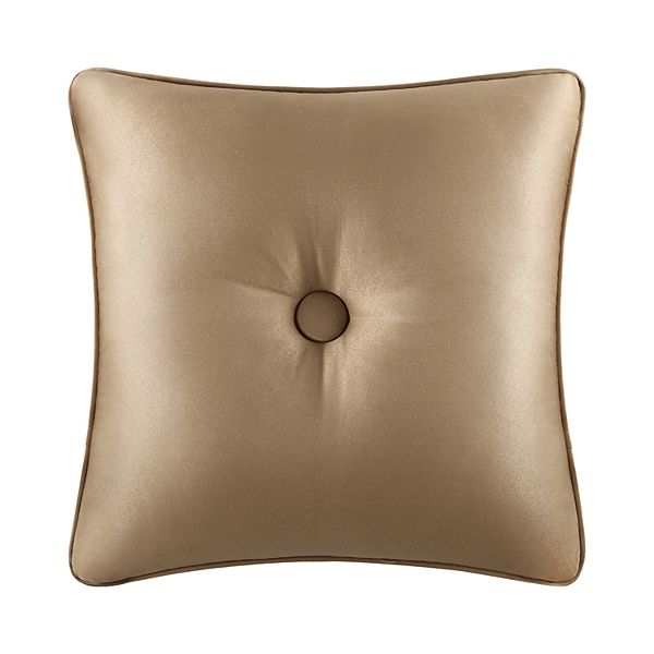 Decorative pillows with clearance buttons