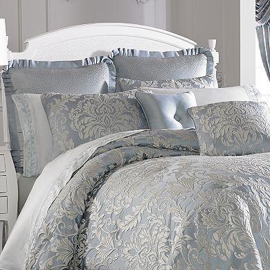 37 West Faith Comforter Set