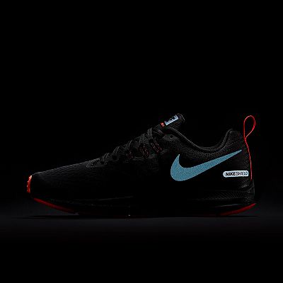 Nike zoom shield winflo 4 hotsell