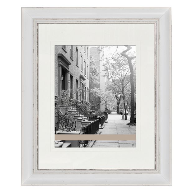 Fashion Gallery Collection 4'' x 6'' Distressed White 3-Opening Frame