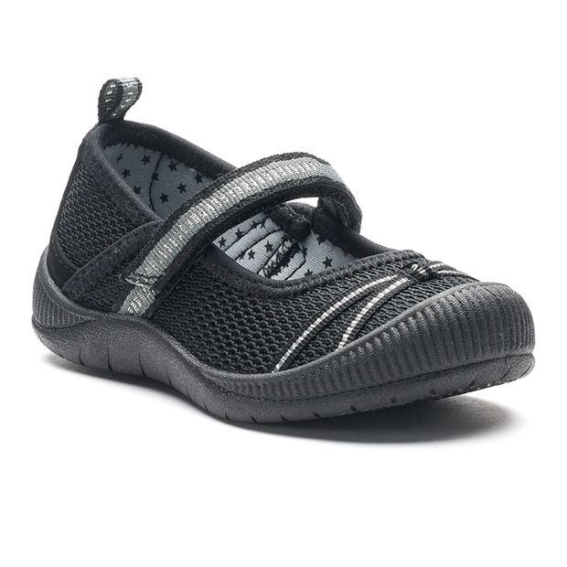 Oshkosh black water online shoes