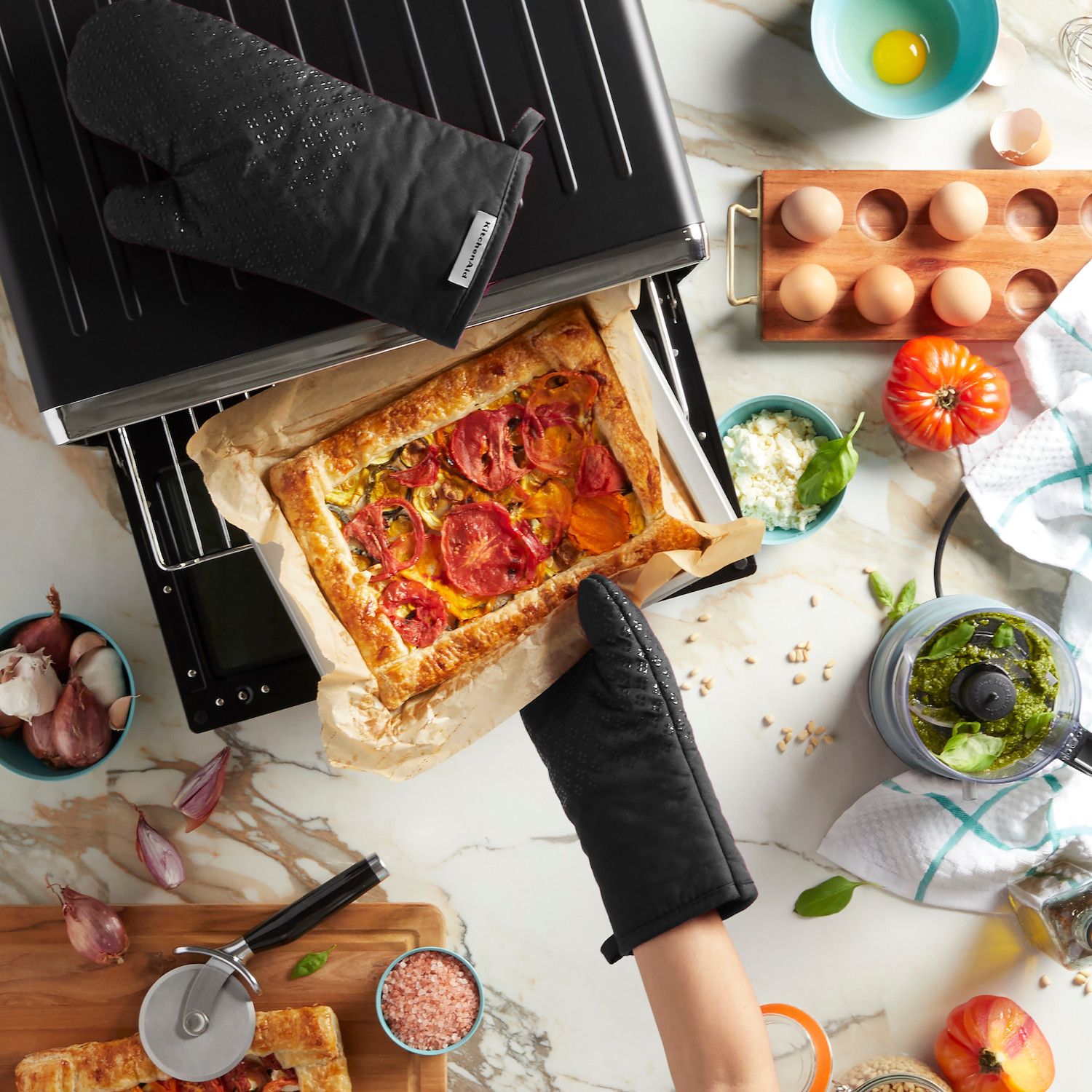 KitchenAid Asteroid Oven Mitt - Thumbnail 3
