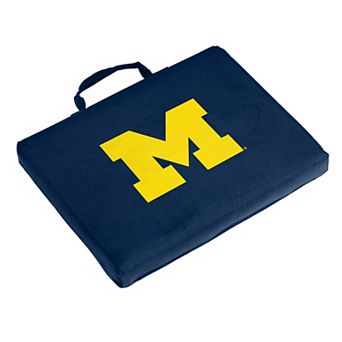 Logo Brand Michigan Wolverines Bleacher Cushion