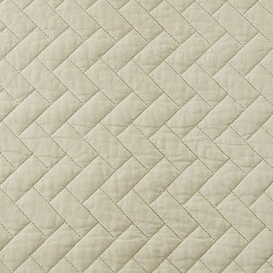 Hampton Hill Velvet Touch 3-Piece Quilt Set with Shams