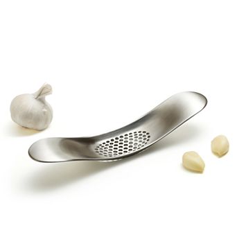 Joseph Joseph Garlic Rocker Garlic Mincing Tool