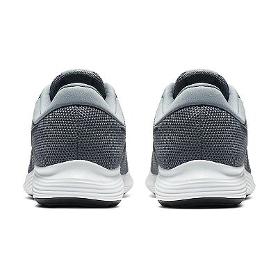 Nike revolution 4 men's hotsell