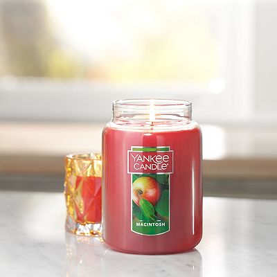 Yankee Candle Swirl Macintosh & Harvest purchases Candle