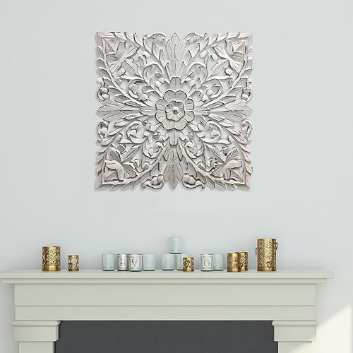 Distressed White Medallion Wall Decor