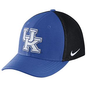 Adult Nike Kentucky Wildcats Aero Classic 99 Flex-Fit Cap
