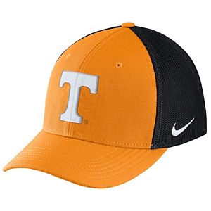Adult Nike Tennessee Volunteers Aero Classic 99 Flex-Fit Cap