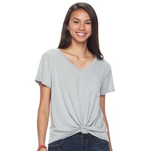 Juniors' SO® Oversized Round Hem Pocket Tee