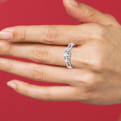 Sterling Silver Cubic Zirconia 3-Stone Ring Sterling Silver Cubic Zirconia 3-Stone Ring
