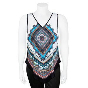 Juniors' Plus Size IZ Byer Geometric Handkerchief Tank