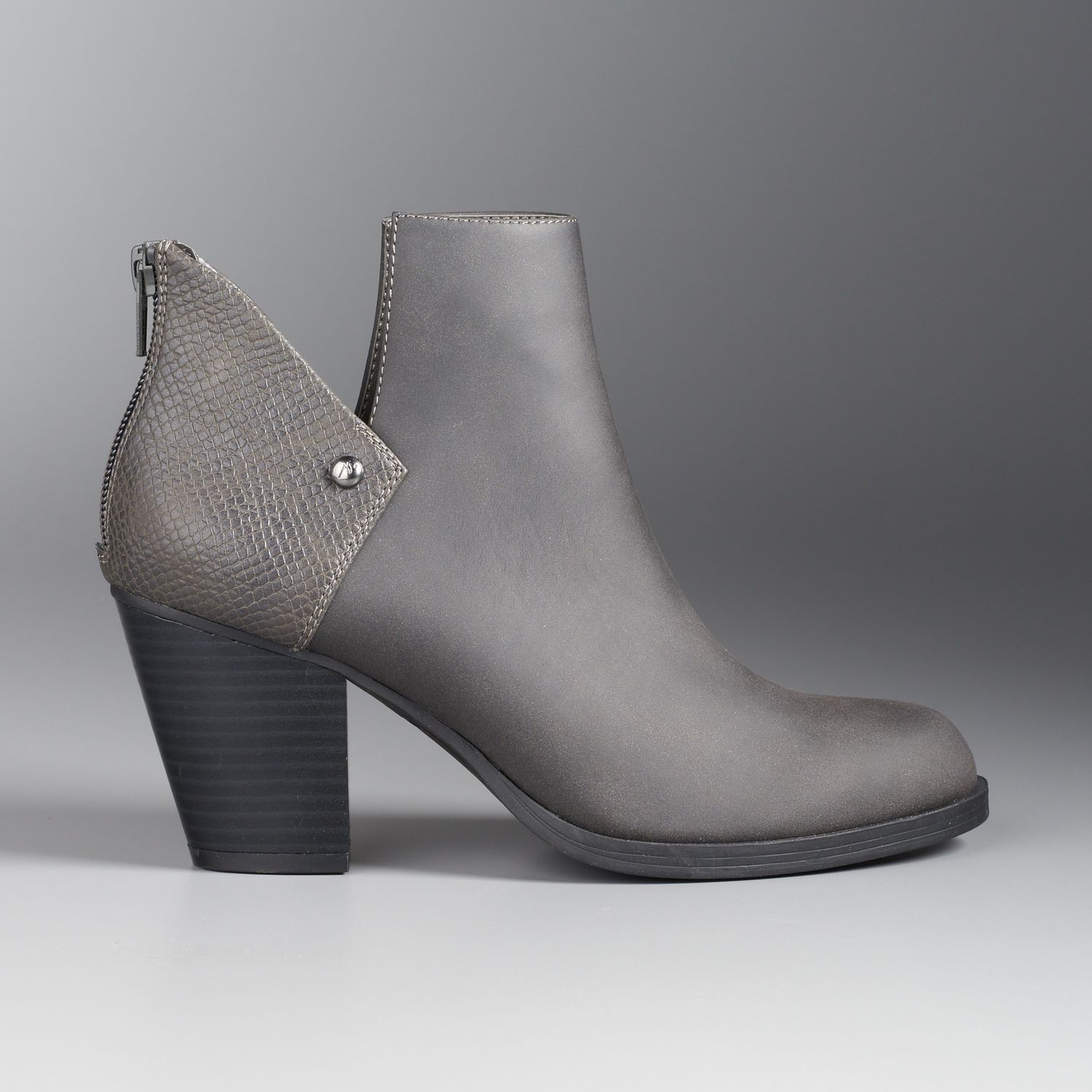 simply vera vera wang skylark women's ankle boots