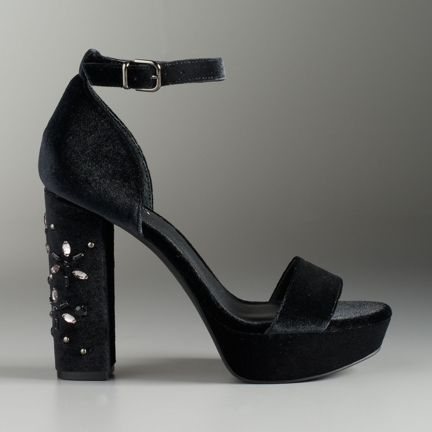 kohls vera wang shoes