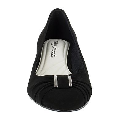 Easy Street Eloise Women's Pumps