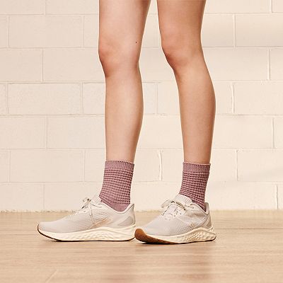 New Balance® Fresh Foam Arishi v4 Women display picture 2