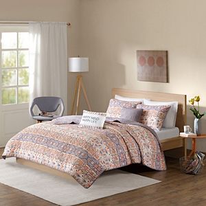 Intelligent Design Mae Coverlet Set