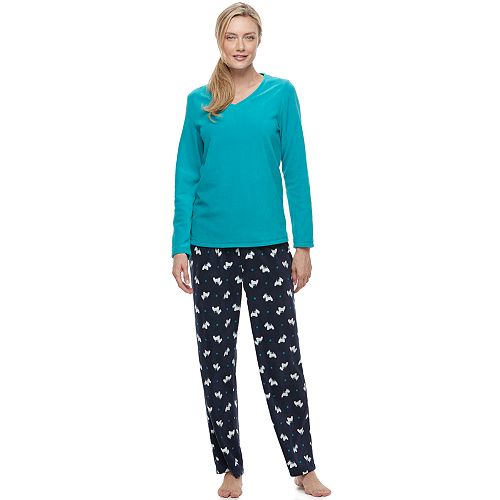 Petite Croft & Barrow® Pajamas: Microfleece V-neck 2-Piece PJ Set